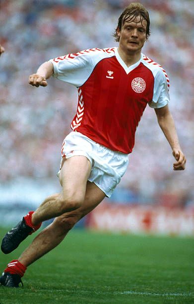 Soren Lerby Pictures and Photos - Getty Images | Classic football shirts, European football, World cup