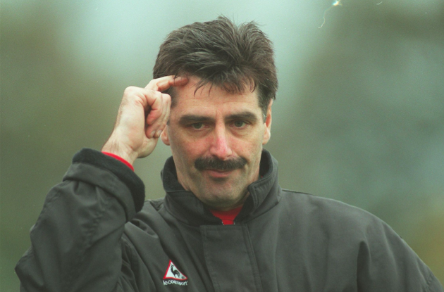 Felix Healy Là Ai? Sự Nghiệp Và Cuộc Sống Của Ngôi Sao Bóng Đá